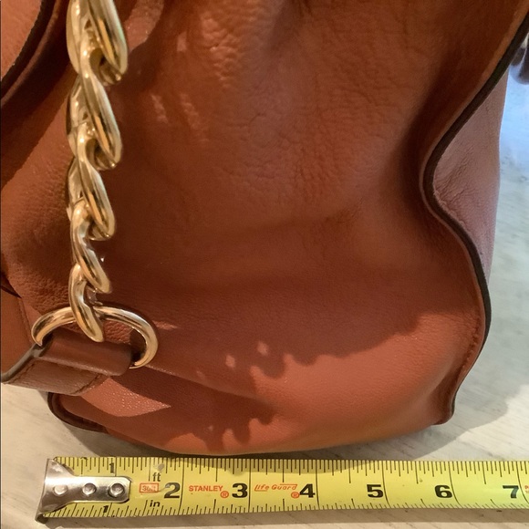 MK Large Hamilton Bag in Caramel - Picture 7 of 8